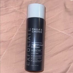 Paula's Choice Black Bottle with White Cap BHA Liquid Exfoliant